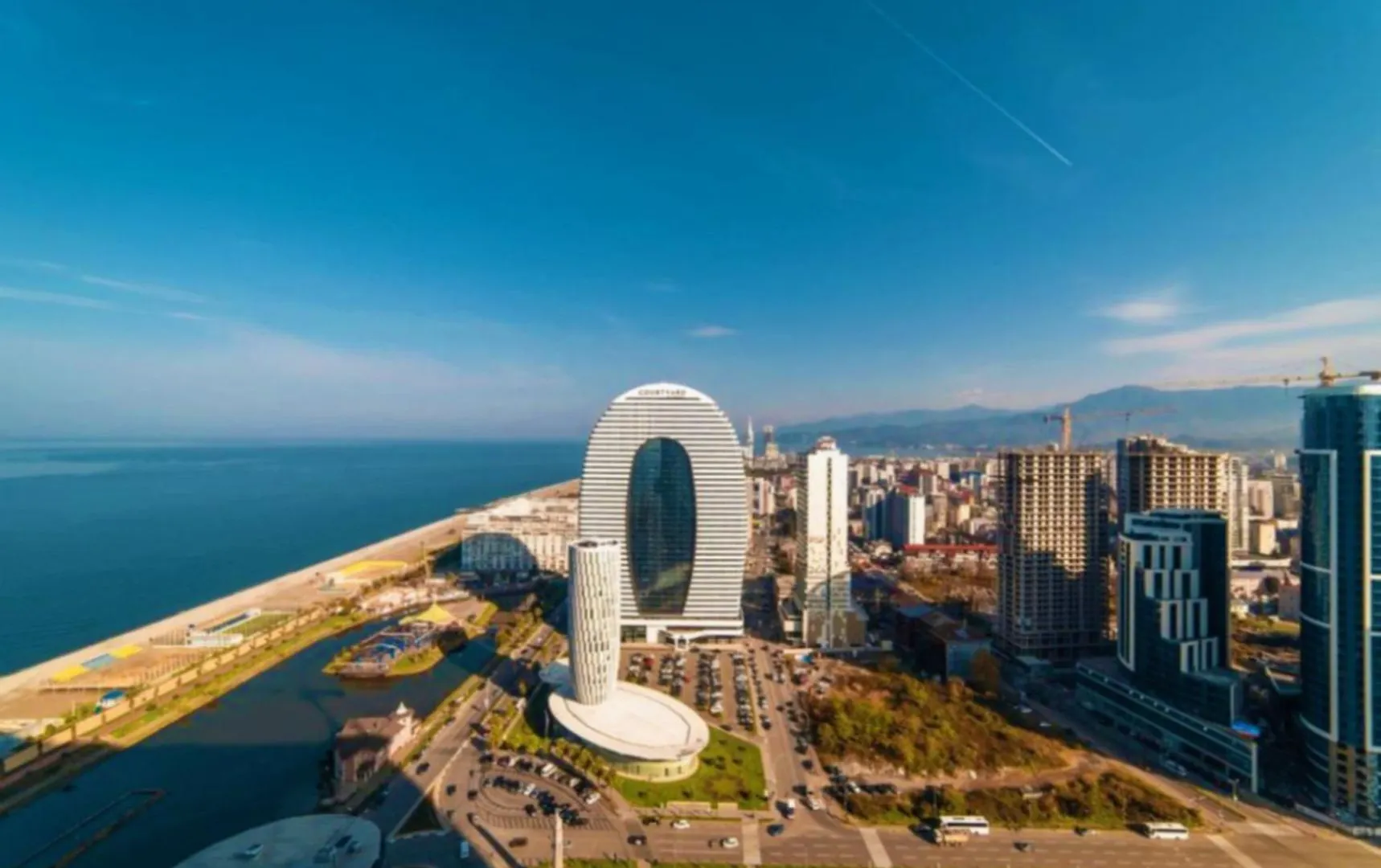 Glorious Sea View Aparthotel In Orbi City Batumi 5*,