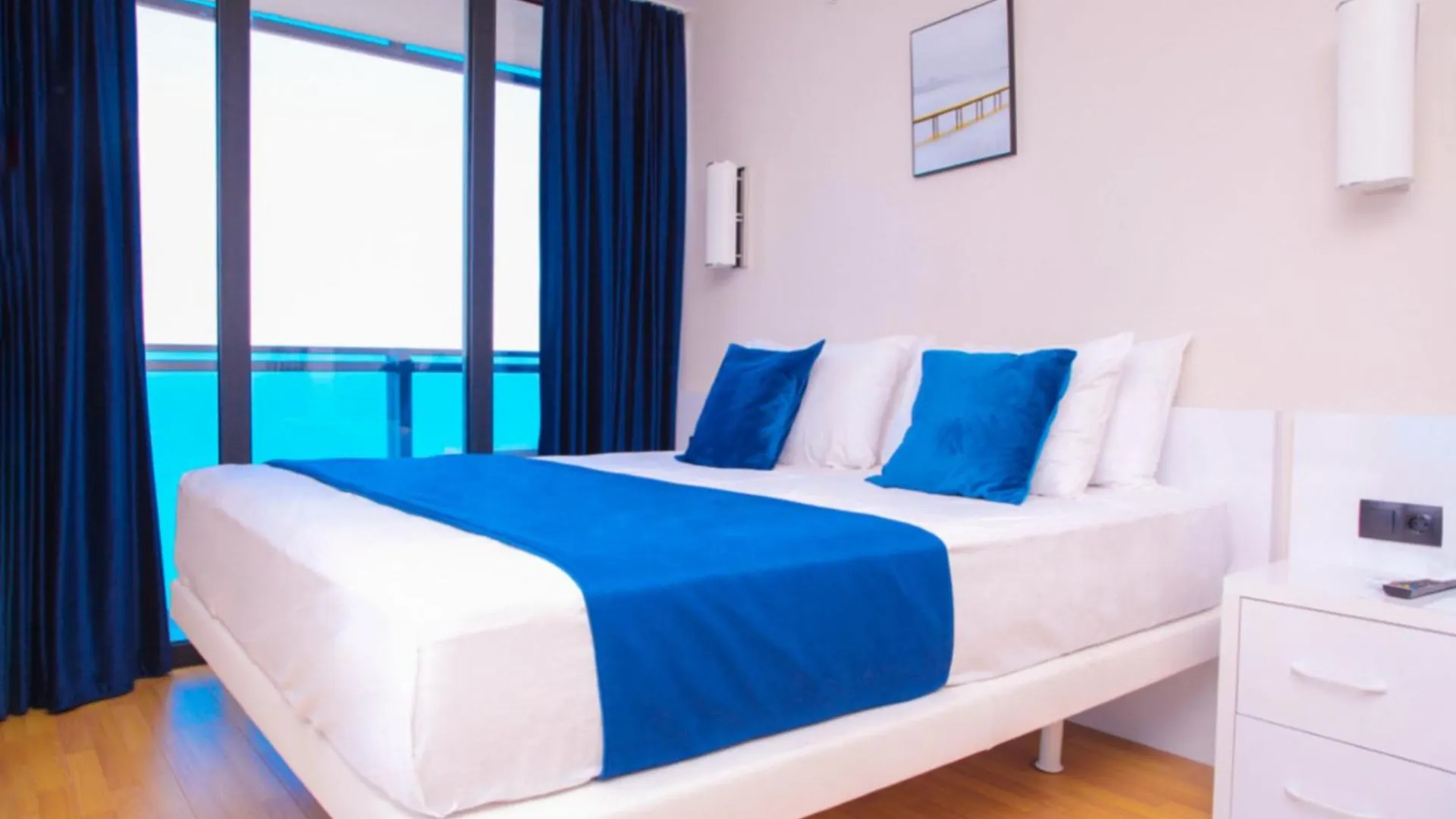 Glorious Sea View Aparthotel In Orbi City Batumi